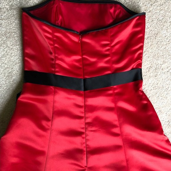 Jessica McClintock/Gunne Sax Red Strapless Dress - Picture 7 of 9